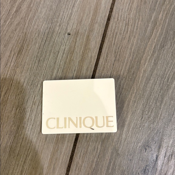 Clinique Eye Shadow - Picture 1 of 2